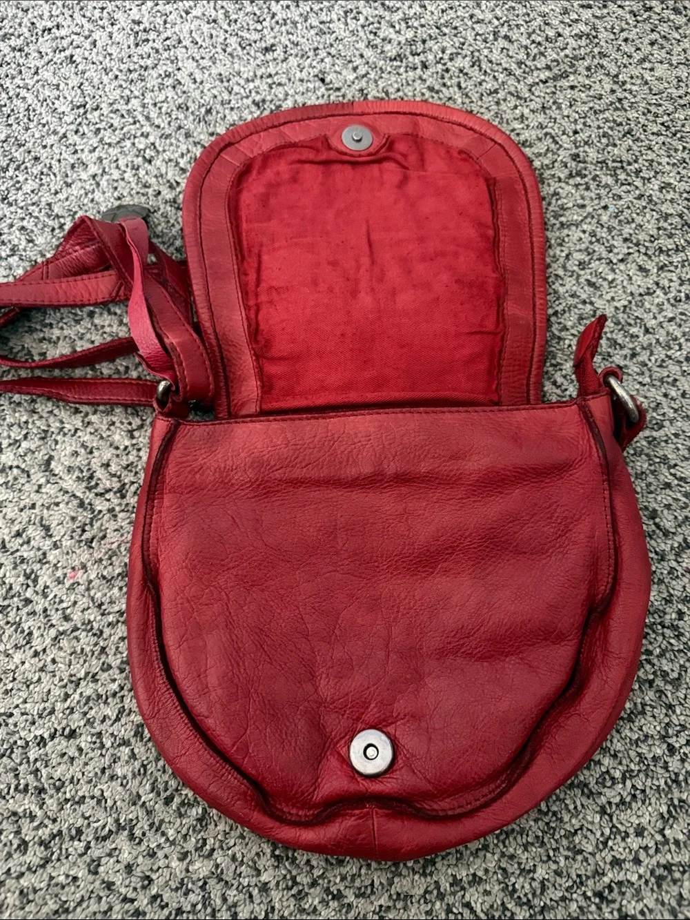 Red Studded Sunburst Detail Crossbody Bag